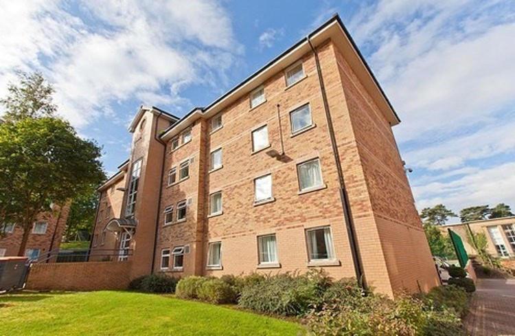 Plas Gwyn Halls, Cardiff Met University Extérieur photo