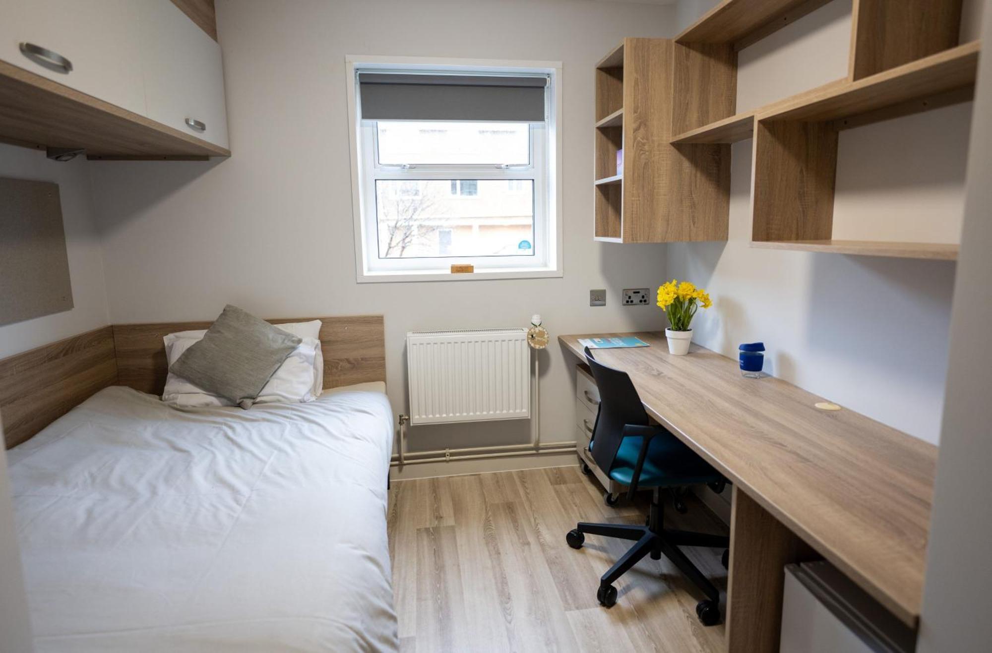Plas Gwyn Halls, Cardiff Met University Extérieur photo